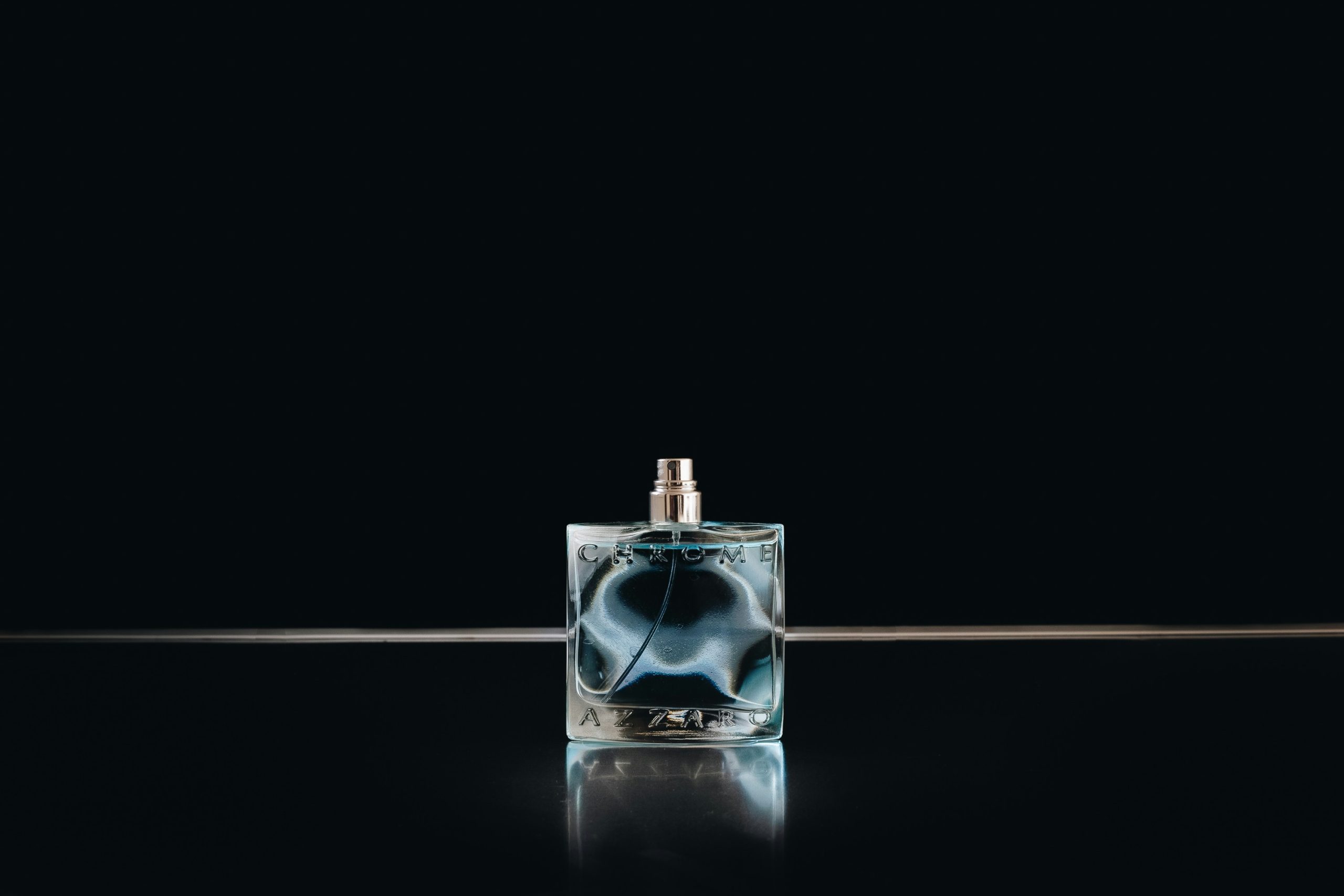 Apakah pencahayaan yang cocok bisa memperkuat persepsi mood dari aroma parfum yang saya pilih