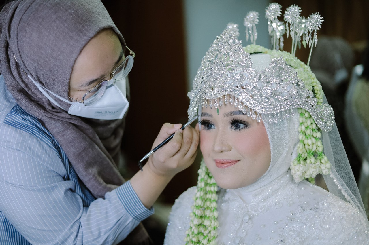 Standar waktu dan durasi tugas pada ujian merias wajah