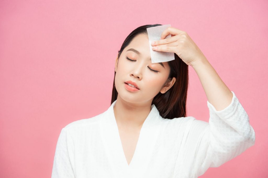 Cara memilih skincare natural sesuai tipe kulit berminyak